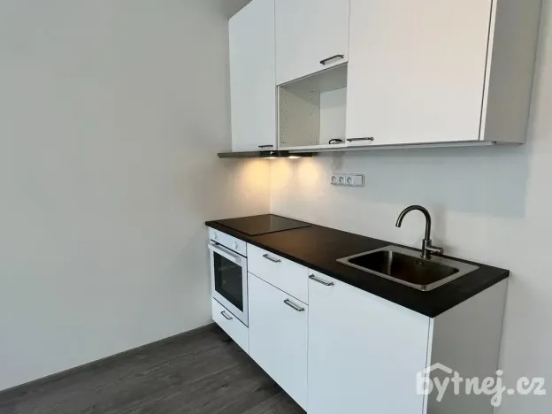 Pronájem bytu 1+kk, Vyškov - Dědice, Sídliště Osvobození, 29 m2