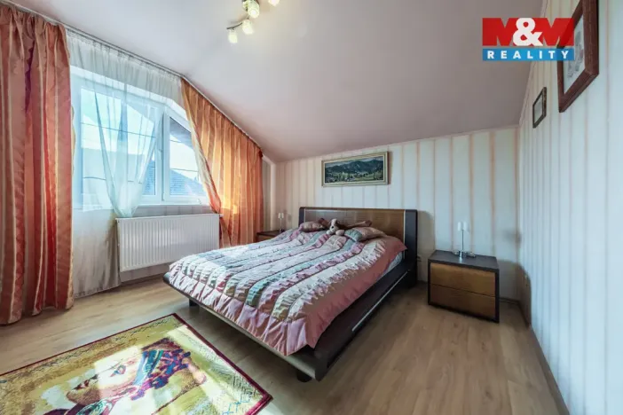 Pronájem rodinného domu, Praha - Ďáblice, Markvartická, 220 m2