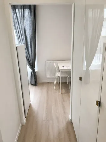 Pronájem bytu 1+kk, Praha - Vysočany, Poděbradská, 25 m2