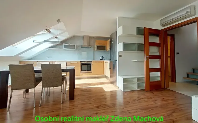 Pronájem bytu 3+kk, Praha - Strašnice, Gutova, 92 m2