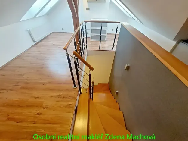 Pronájem bytu 3+kk, Praha - Strašnice, Gutova, 92 m2