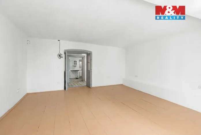 Pronájem bytu 2+1, Velvary, Chržínská, 62 m2