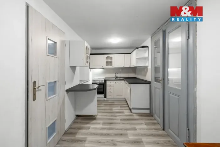 Pronájem bytu 2+1, Velvary, Chržínská, 62 m2