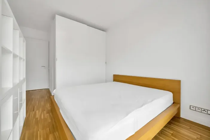 Pronájem bytu 2+kk, Praha - Karlín, Rohanské nábřeží, 60 m2