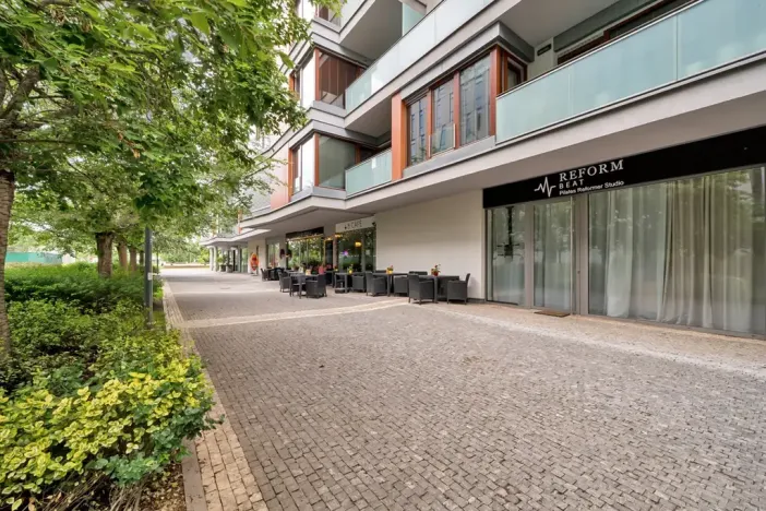 Pronájem bytu 2+kk, Praha - Karlín, Rohanské nábřeží, 60 m2