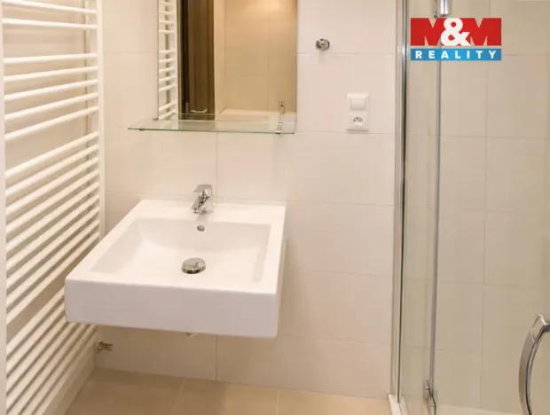 Pronájem bytu 1+kk, Praha - Letňany, Frýdecká, 27 m2