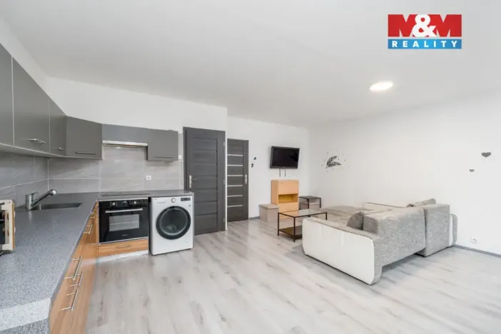 Prodej bytu 3+1, Krupka - Maršov, Dukelských hrdinů, 68 m2