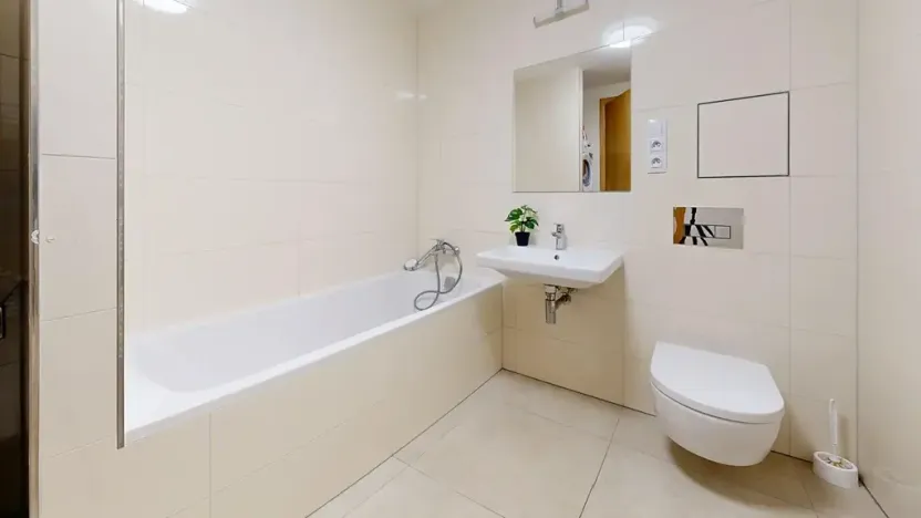Pronájem bytu 2+kk, Praha - Smíchov, Nádražní, 52 m2