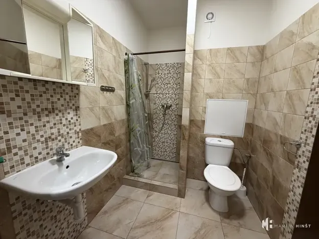 Pronájem bytu 1+kk, Praha - Libeň, Pod plynojemem, 36 m2