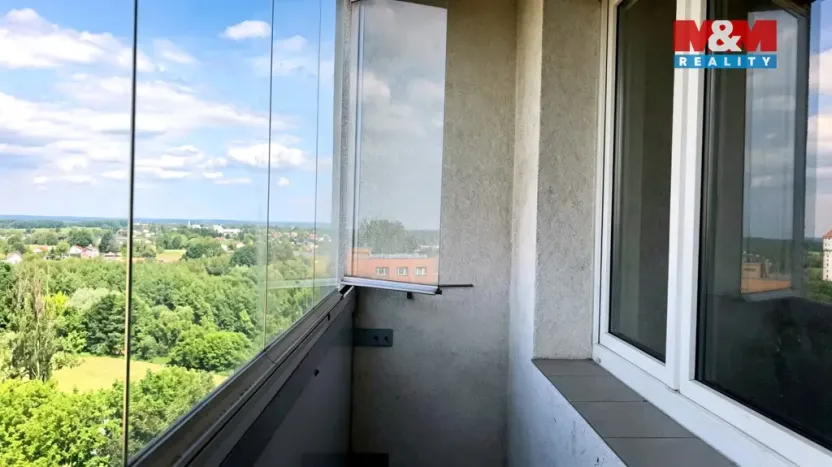 Prodej bytu 1+kk, Karviná - Hranice, Čsl. armády, 32 m2