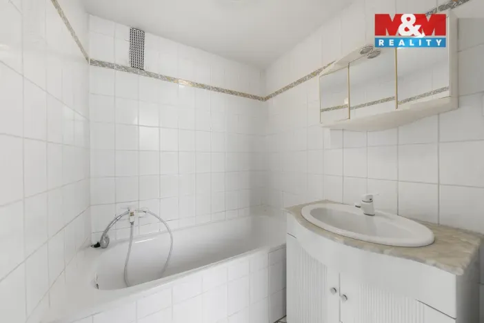 Prodej bytu 2+1, Děčín - Děčín III-Staré Město, Rakovnická, 63 m2