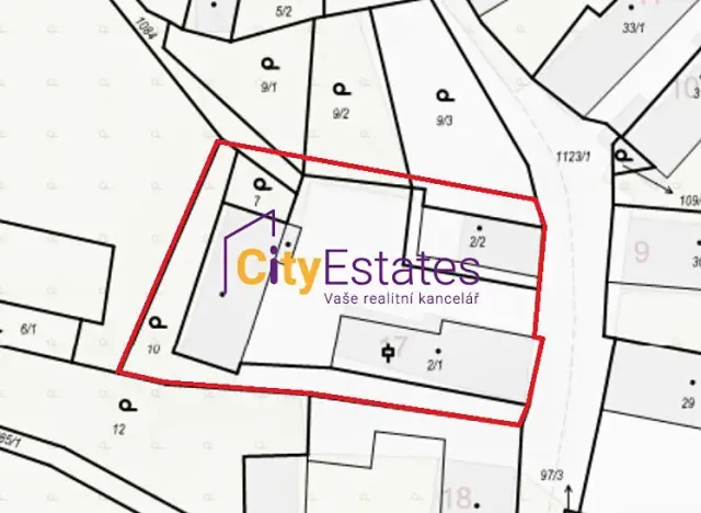 Prodej komerční nemovitosti, Tuhaň, 700 m2