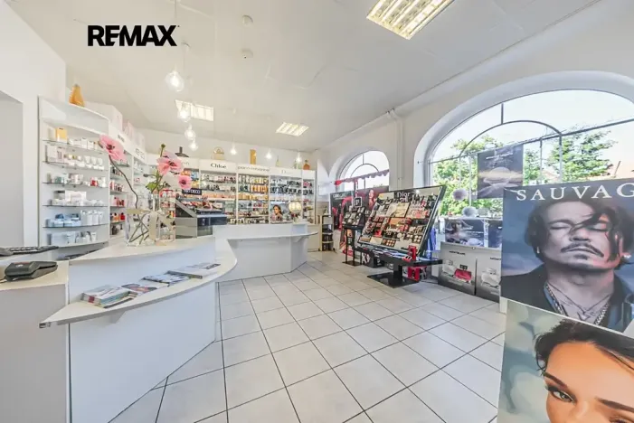 Pronájem obchodního prostoru, Litoměřice, Mírové náměstí, 42 m2