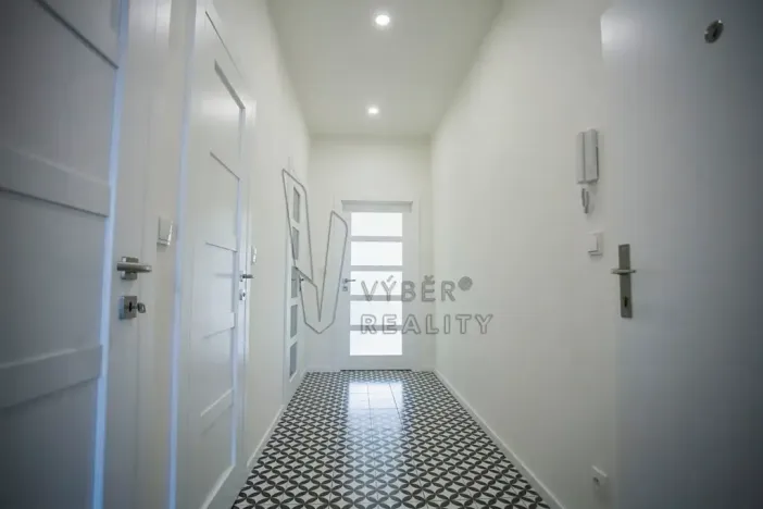 Pronájem bytu 2+kk, Praha - Strašnice, V olšinách, 52 m2