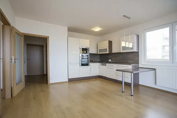 Pronájem bytu 2+kk, Praha - Prosek, Kytlická, 58 m2