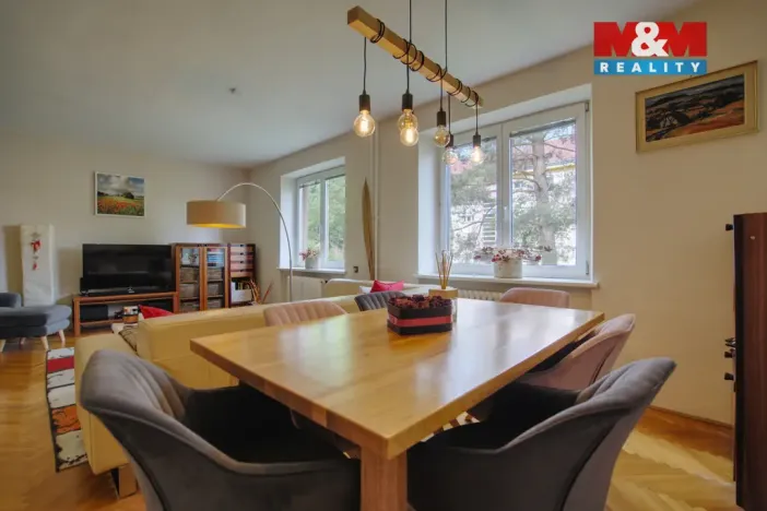 Prodej bytu 3+1, Opava - Předměstí, náměstí Svaté Hedviky, 90 m2