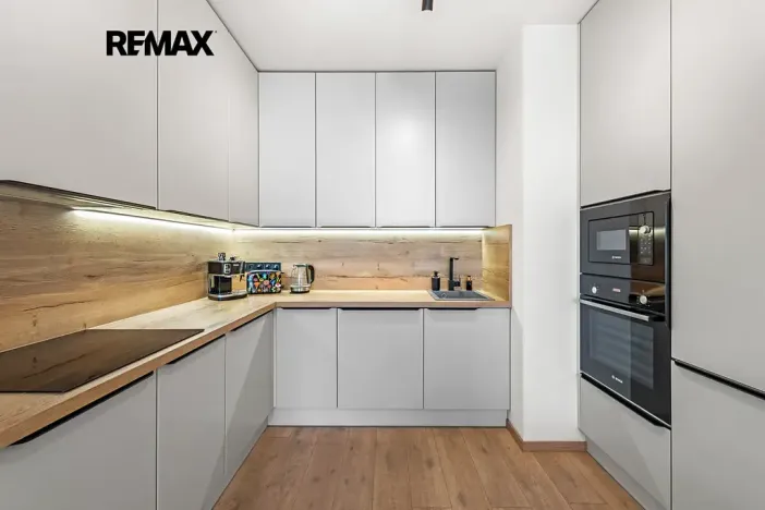 Pronájem bytu 3+kk, Praha - Hloubětín, U Elektry, 80 m2