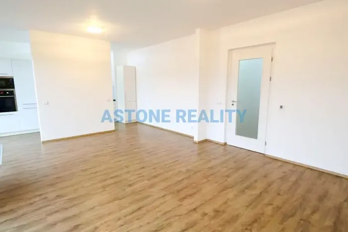 Pronájem bytu 2+kk, Praha - Vršovice, Košická, 69 m2