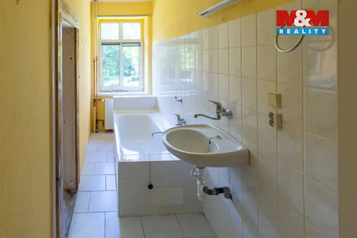 Prodej rodinného domu, Hamry, 392 m2