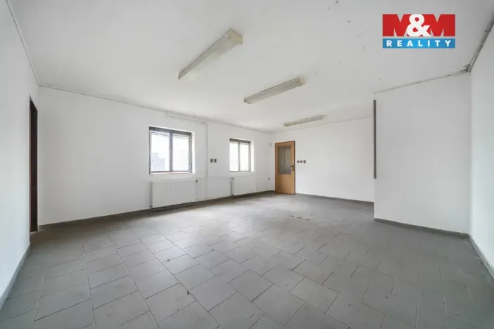 Pronájem restaurace, Radnice, Sídliště, 108 m2