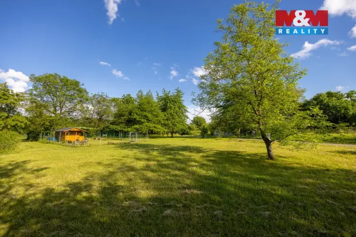 Prodej pozemku pro bydlení, Chroustovice - Mentour, 1596 m2
