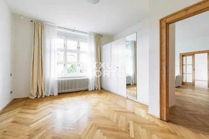 Pronájem bytu 4+1, Praha - Vinohrady, Hradešínská, 120 m2