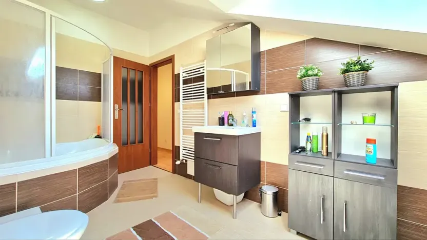 Prodej rodinného domu, Stehelčeves, V. Poláka, 140 m2
