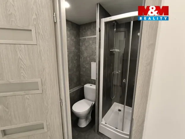 Pronájem bytu 1+1, Ústí nad Labem - Severní Terasa, Oblá, 41 m2