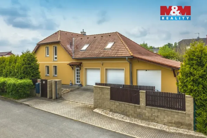Prodej rodinného domu, Tachlovice, Sportovní, 312 m2