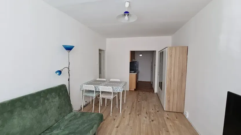 Pronájem bytu 2+kk, Praha - Čakovice, Ke stadionu, 43 m2