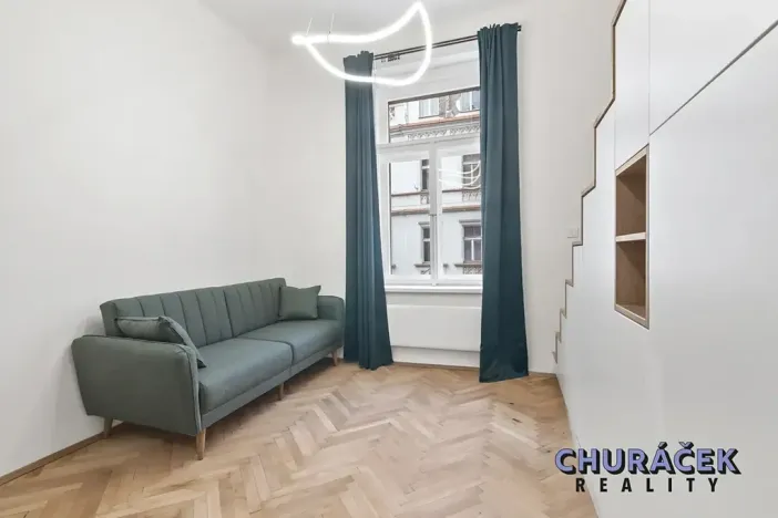 Pronájem bytu 1+kk, Praha - Nusle, Oldřichova, 20 m2