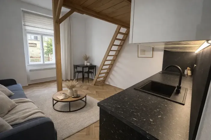 Pronájem bytu 1+kk, Praha - Vinohrady, Velehradská, 25 m2