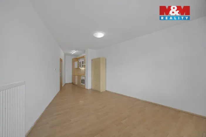 Pronájem bytu 2+kk, Pardubice - Zelené Předměstí, nábřeží Závodu míru, 48 m2