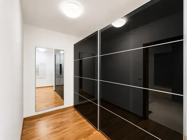 Pronájem bytu 1+kk, Praha - Vinohrady, Korunní, 48 m2