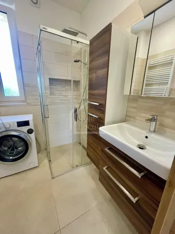 Pronájem bytu 2+kk, Praha - Strašnice, V korytech, 43 m2