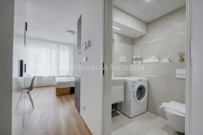 Prodej bytu 1+kk, Praha - Smíchov, Mozartova, 22 m2