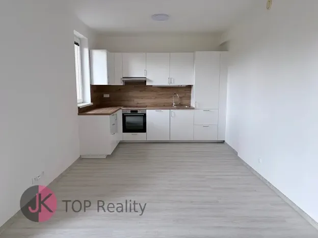 Pronájem rodinného domu, Praha - Uhříněves, Vlárská, 100 m2