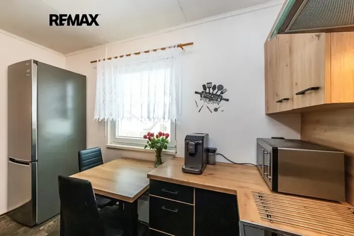 Prodej bytu 3+1, Červený Újezd, U Okálu, 62 m2