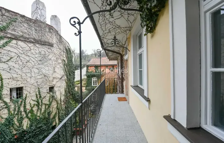 Pronájem bytu 4+1, Praha - Malá Strana, Vlašská, 170 m2