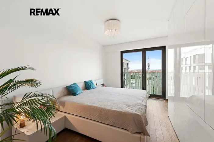 Pronájem bytu 2+kk, Praha - Žižkov, Olšanská, 71 m2