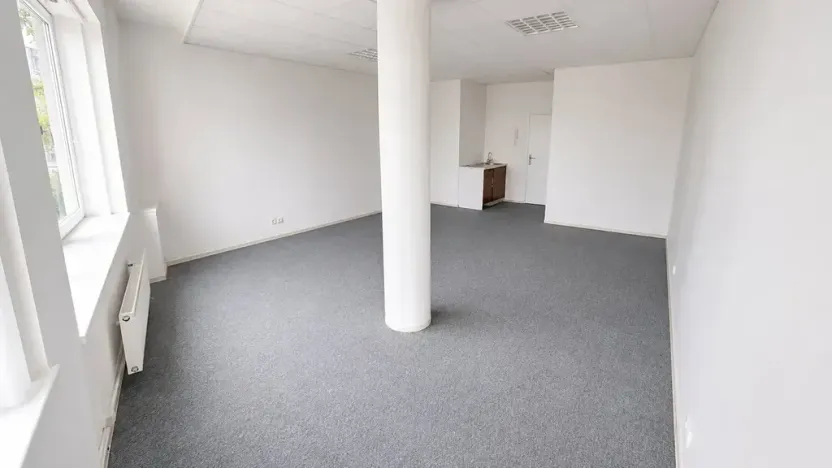 Pronájem kanceláře, Brno, Bednaříkova, 42 m2