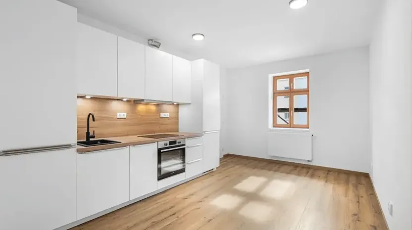 Prodej bytu 2+kk, Praha - Žižkov, Seifertova, 42 m2