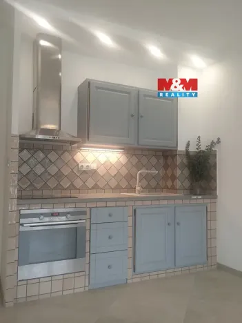 Pronájem bytu 1+kk, Děčín - Děčín III-Staré Město, Žerotínova, 29 m2