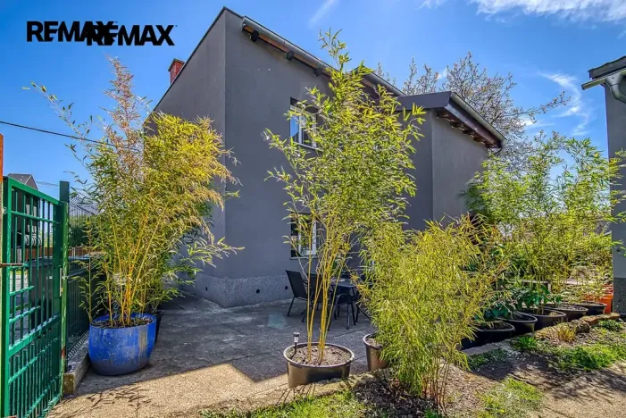 Prodej rodinného domu, Hrob, 258 m2