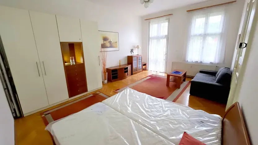 Pronájem bytu 2+kk, Praha - Vinohrady, Balbínova, 55 m2