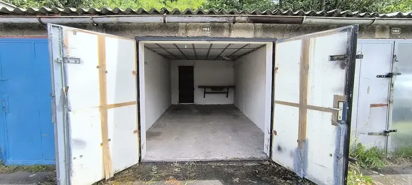 Pronájem garáže, Cheb, 19 m2