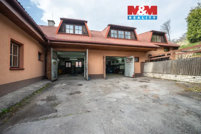 Prodej garáže, Vsetín, Nepřejov, 240 m2