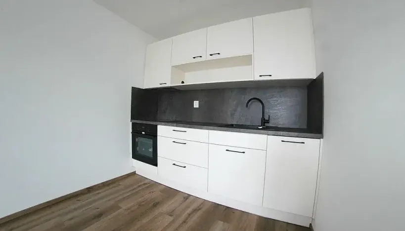 Pronájem bytu 2+kk, Bdeněves, 42 m2