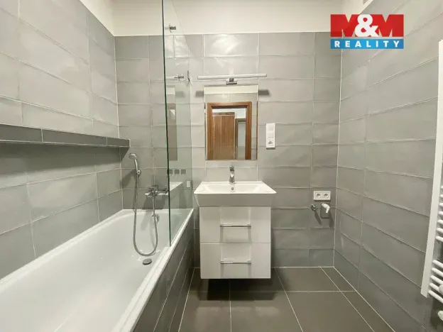 Pronájem bytu 2+kk, Olomouc, Janského, 54 m2