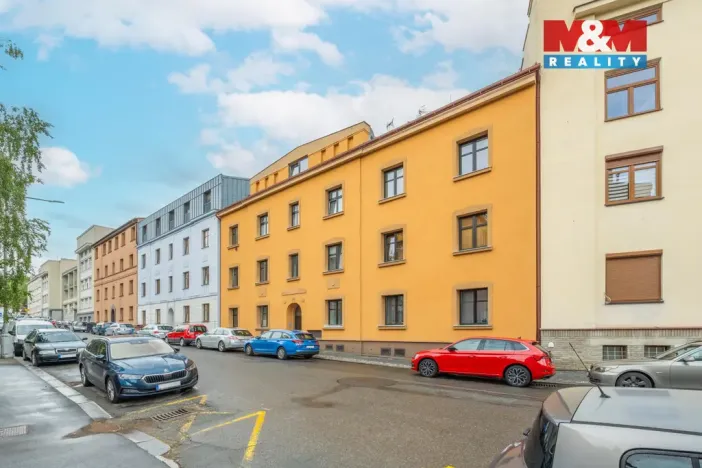 Prodej bytu 1+kk, Slaný, Navrátilova, 27 m2